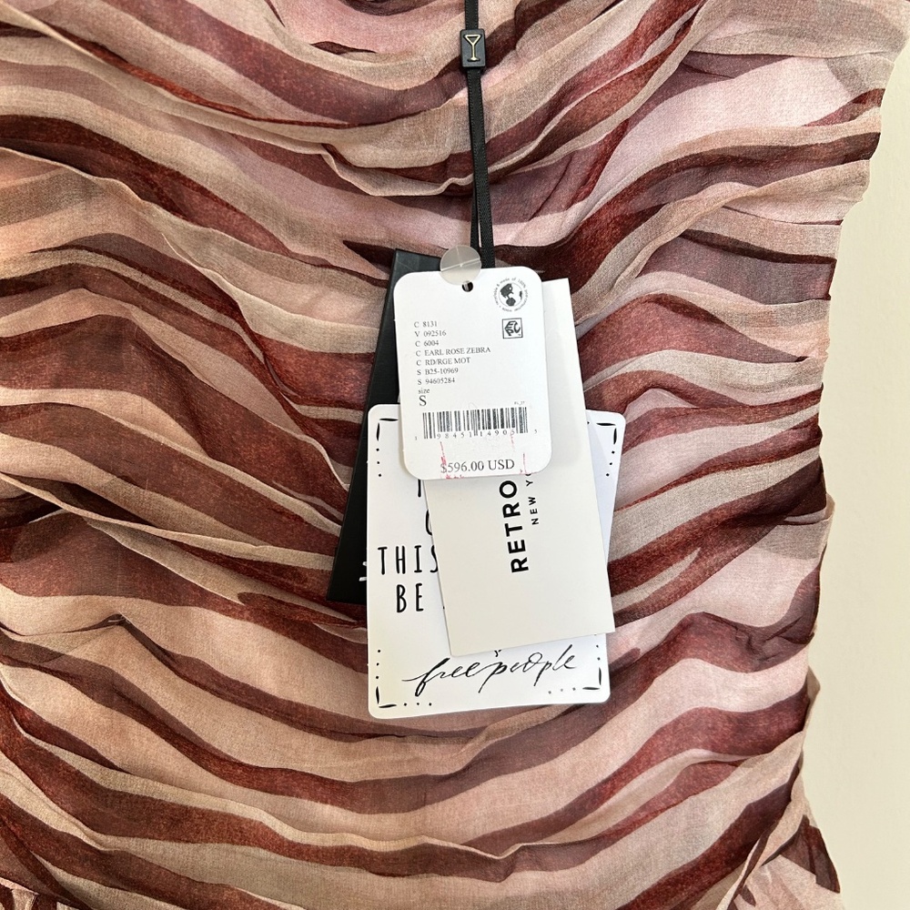 Retrofête Shaniece Dress in Earl Rose Zebra - Picture 16 of 16